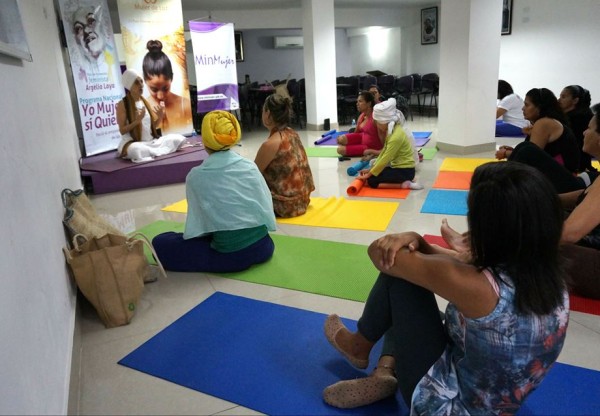 Imatge de capçalera de Gestando la Paz - Programa social de Yoga gratuito para la gestación y crianza consciente
